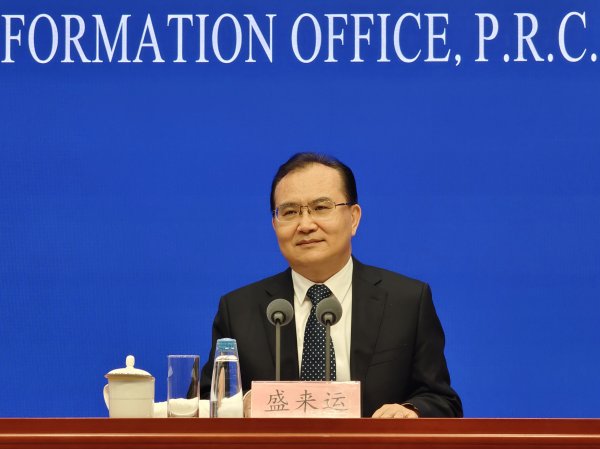 宏图配资 国家统计局：上半年的消费态势在下半年会得以持续